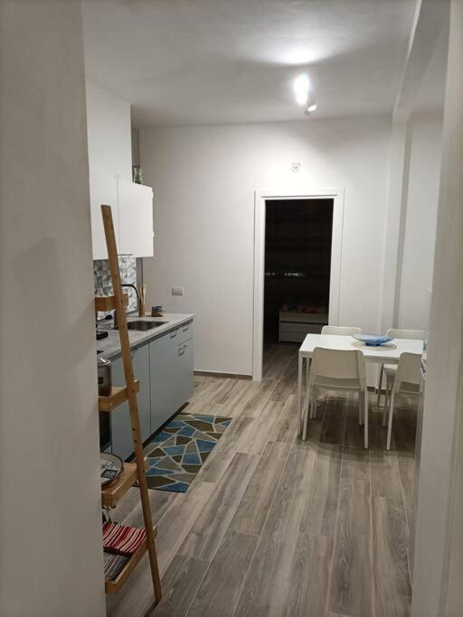 Appartamento Violet - Parma Ngoại thất bức ảnh