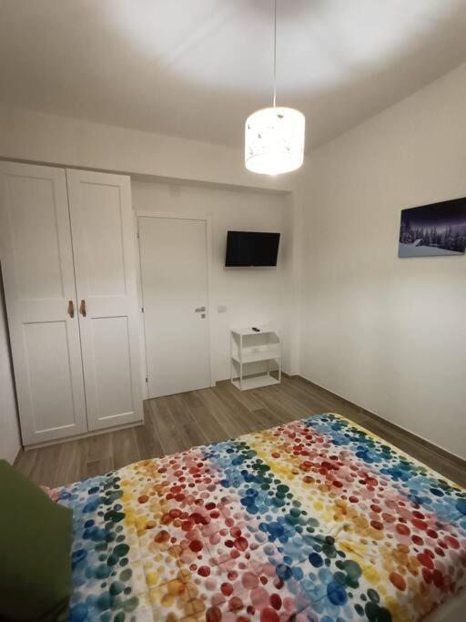 Appartamento Violet - Parma Ngoại thất bức ảnh