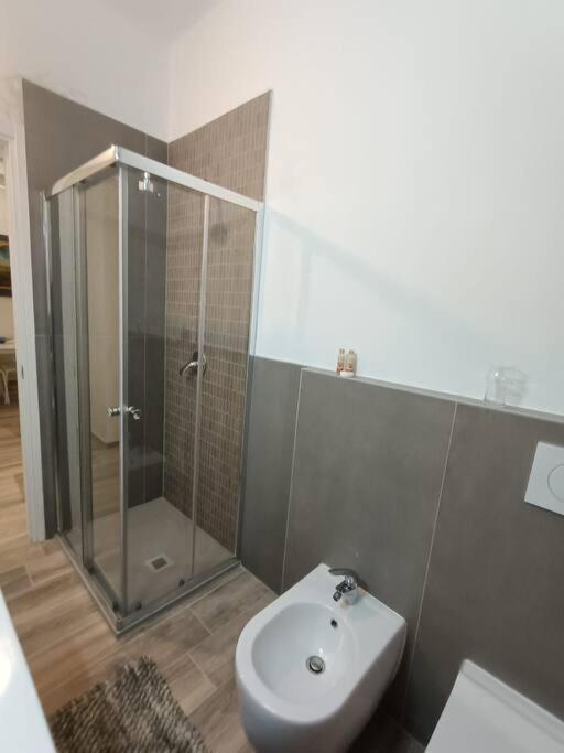 Appartamento Violet - Parma Ngoại thất bức ảnh